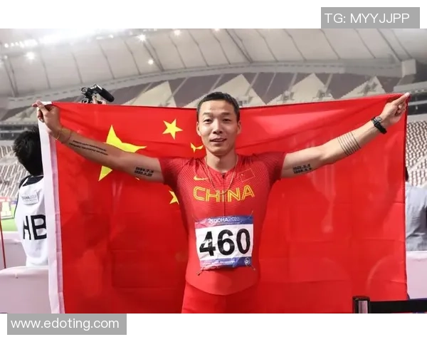 周伟专访：从青涩少年到篮球明星的成长之路回顾